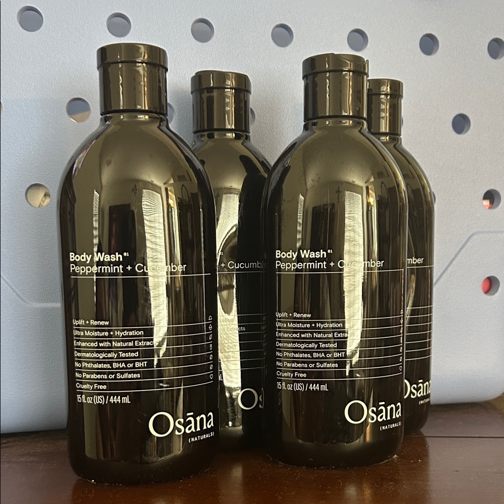 Peppermint + Cucumber Body Wash — Olive Green qty 4 bottles
